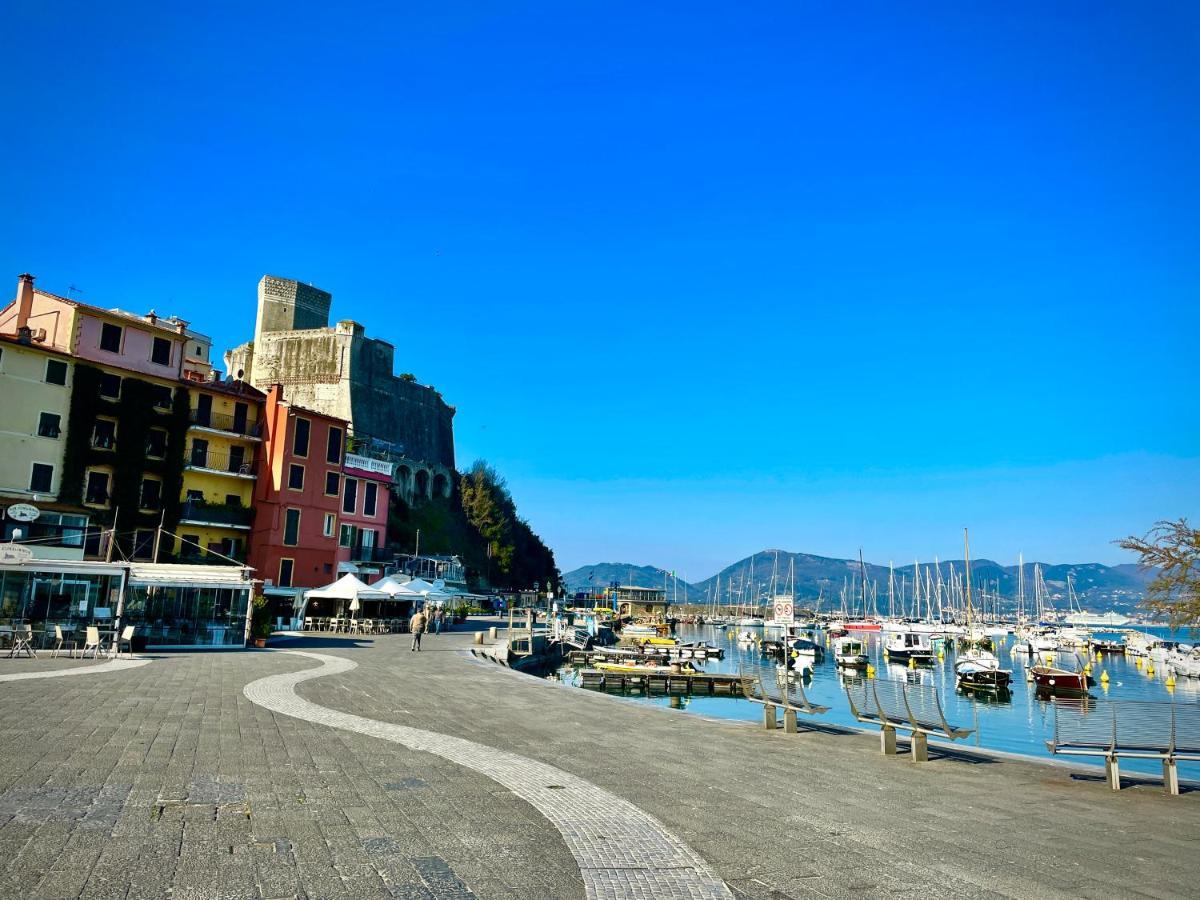 Il Sogno Dei Poeti Apartment Lerici Exterior photo